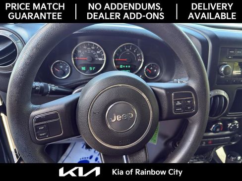 Used 2012 Jeep Wrangler Unlimited Sport image 18