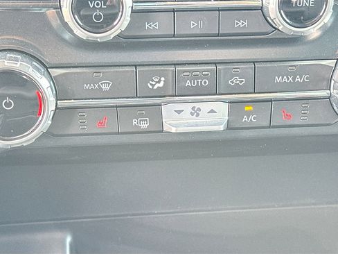 Used 2024 Ford F150 XLT w/ Equipment Group 302A MID image 20