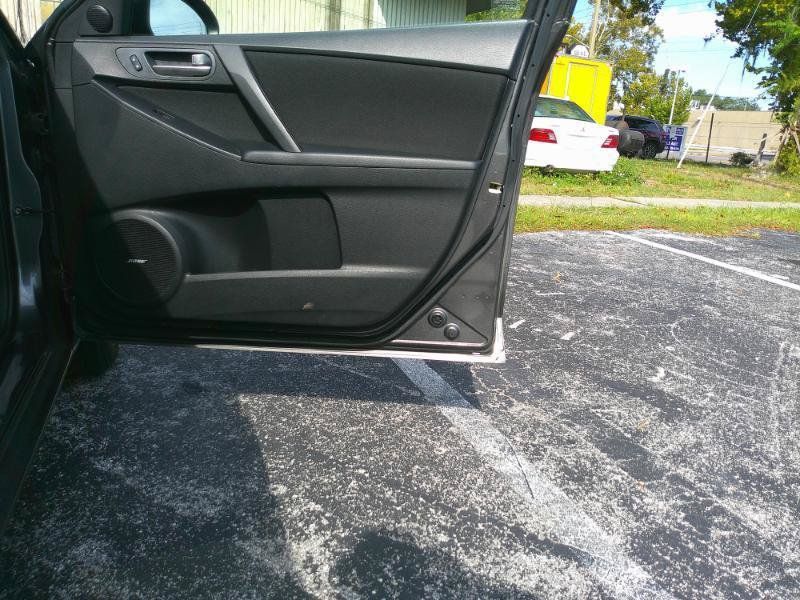 Used 2013 MAZDA MAZDA3 i Touring FWD image 24