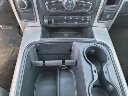 Used 2017 RAM 2500 Big Horn w/ Sport Appearance Group AWD/4WD image 25