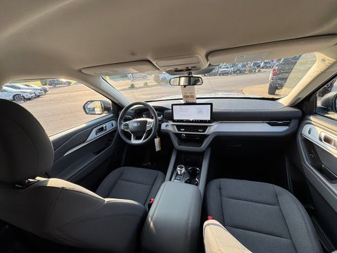 New 2026 Ford Explorer Active AWD/4WD image 16