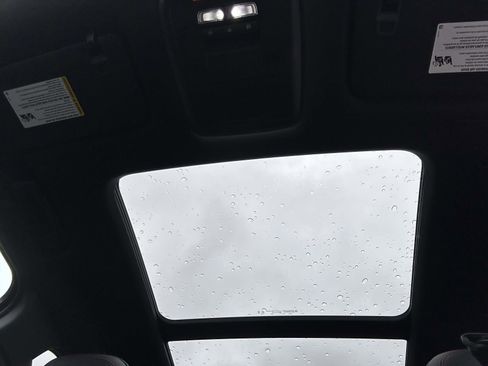 New 2026 Chevrolet Traverse Z71 w/ Enhanced Driving Package image 11