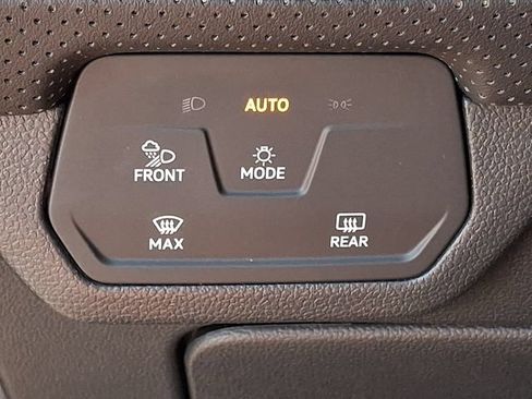 Used 2024 Volkswagen Atlas Cross Sport SEL Premium R-Line AWD/4WD image 20