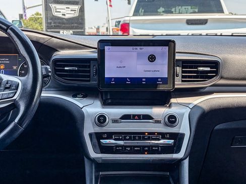 Used 2020 Ford Explorer XLT RWD image 15