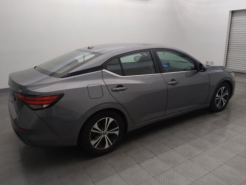 Used 2022 Nissan Sentra SV image 10