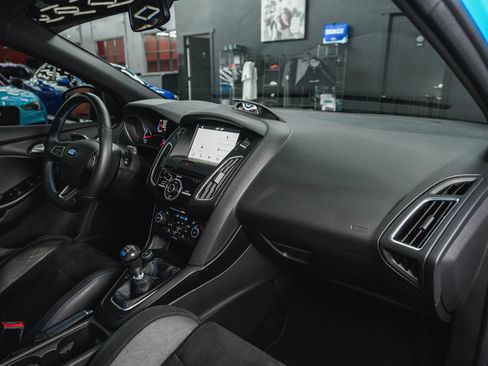 Used 2017 Ford Focus RS image 50