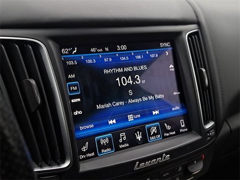 Used 2019 Maserati Levante GTS image 27