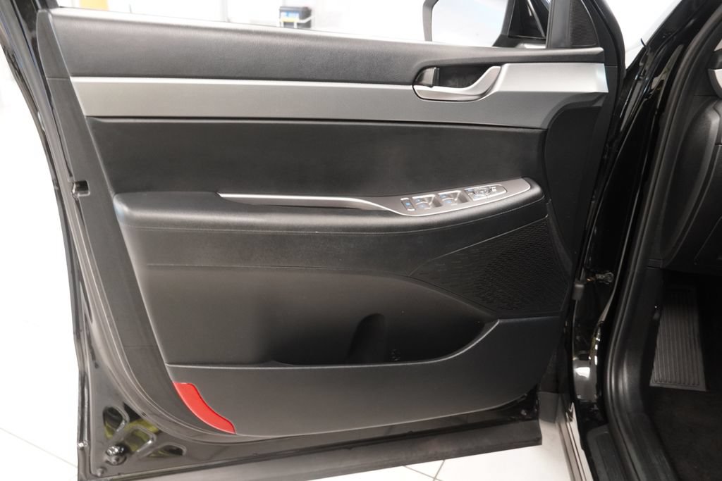 Used 2020 Hyundai Palisade SE AWD/4WD image 16