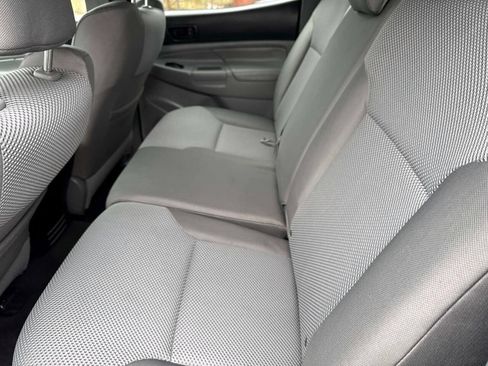 Used 2015 Toyota Tacoma 4x4 Double Cab w/ TRD Off-Road Package image 8