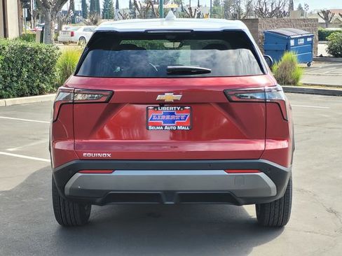 New 2026 Chevrolet Equinox LT w/ Convenience Package II image 5