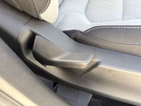 Used 2023 Ford Escape Active w/ Tech Pack #1 AWD/4WD image 11