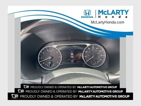 Used 2022 Nissan Sentra SV w/ All-Weather Package image 1