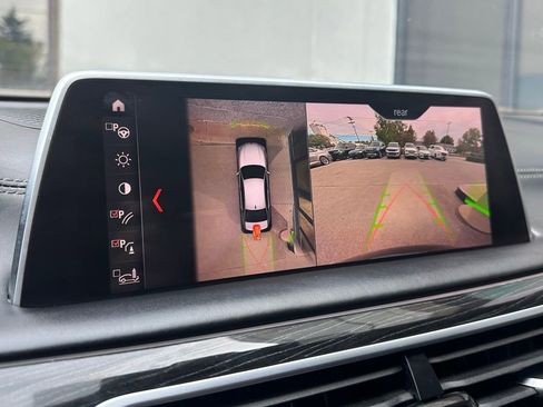 Used 2019 BMW 750i xDrive w/ Executive Package image 50