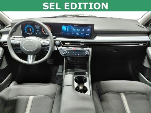 Used 2025 Hyundai Sonata SEL image 2