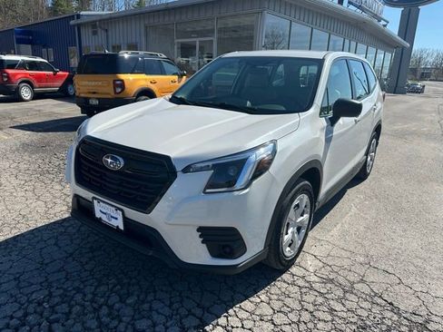 Used 2023 Subaru Forester AWD/4WD image 8