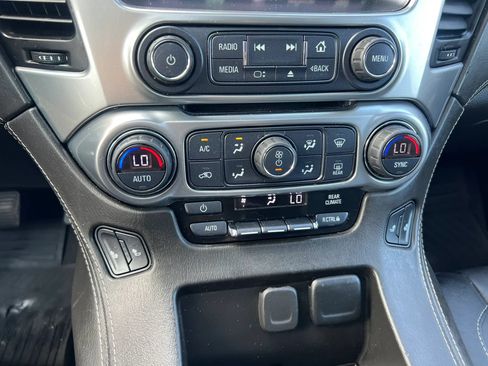 Used 2019 Chevrolet Tahoe LT AWD/4WD image 26