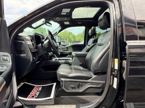 Used 2024 Ford F250 Platinum w/ Tremor Off-Road Package AWD/4WD image 21