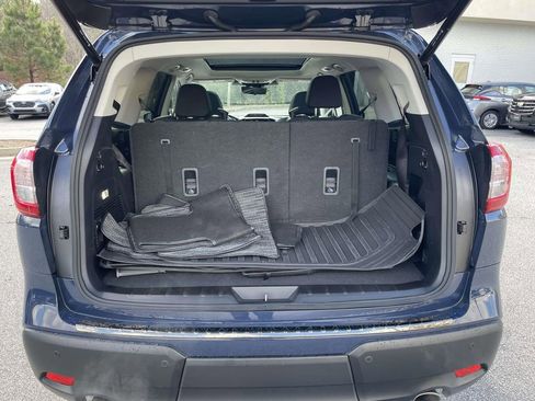 Certified 2025 Subaru Ascent Bronze Edition w/ Onyx Package image 10