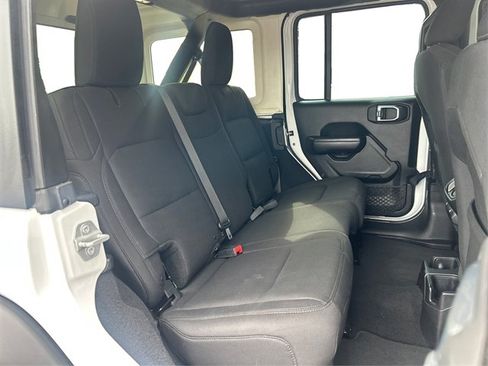Used 2018 Jeep Wrangler Unlimited Sport S AWD/4WD image 44
