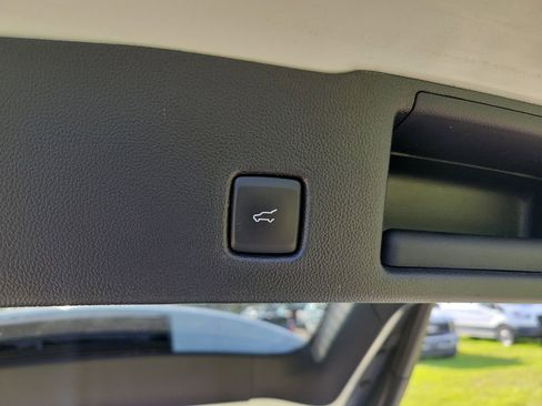 Used 2023 Ford Escape Active w/ Tech Pack #1 FWD image 11