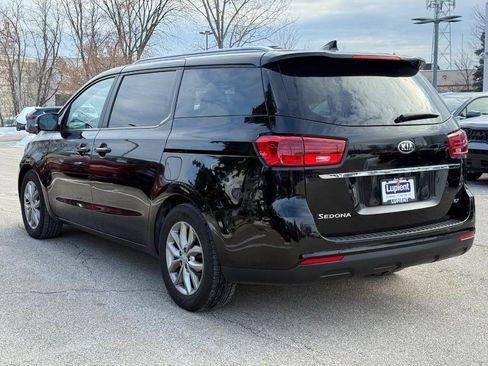 Used 2020 Kia Sedona EX image 5