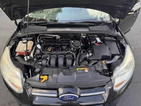 Used 2012 Ford Focus SEL FWD image 18