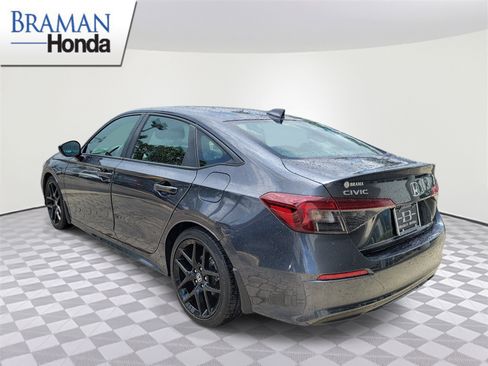 Certified 2025 Honda Civic Sport image 4