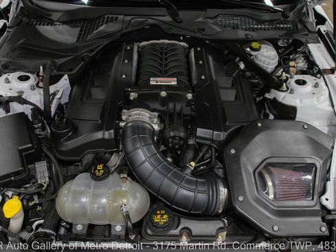 Used 2018 Ford Mustang GT Premium w/ GT Performance Package image 19