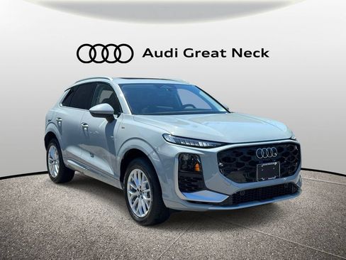 New 2026 Audi Q3 quattro 2.0T AWD/4WD image 11