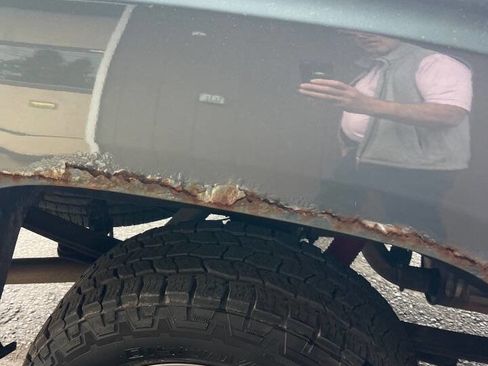 Used 2008 GMC Sierra 1500 SLT w/ All-Terrain Package image 6