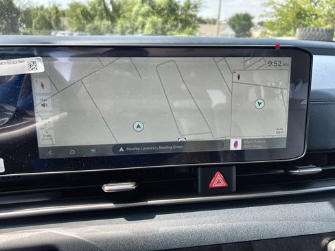 New 2026 Kia Carnival EX FWD image 18