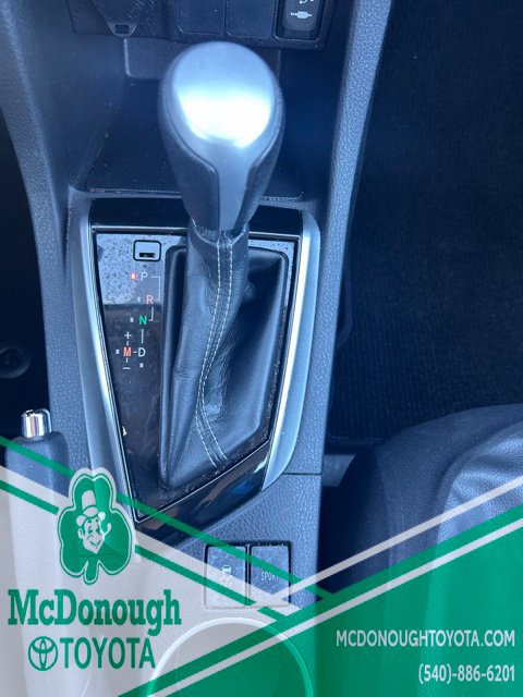 Used 2017 Toyota Corolla SE w/ Carpet Mat Package (TMS) FWD image 13