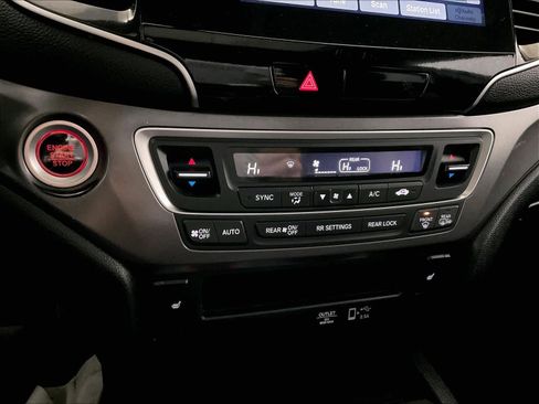 Used 2021 Honda Pilot Black Edition image 27