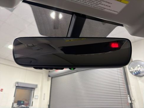 Used 2022 Subaru Ascent Limited w/ Technology Package image 26