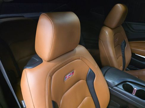Used 2021 Chevrolet Camaro SS RWD image 32