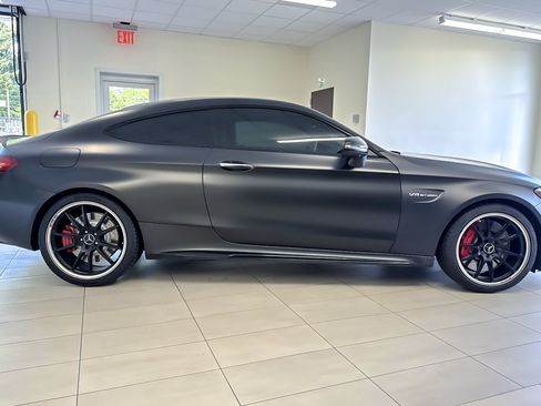 Used 2023 Mercedes-Benz C 63 AMG S image 3