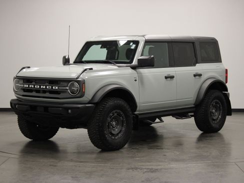 Used 2024 Ford Bronco Big Bend AWD/4WD image 4