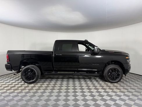 Certified 2025 RAM 2500 Big Horn AWD/4WD image 5