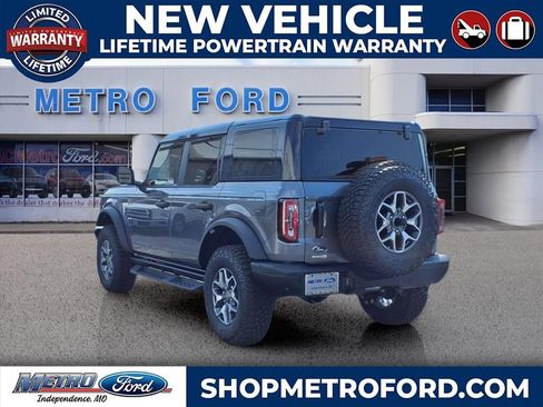 New 2025 Ford Bronco Badlands image 6