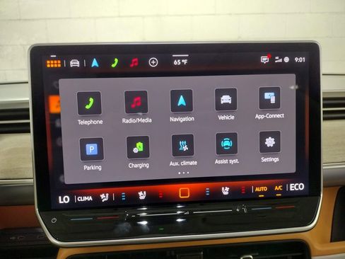 New 2025 Volkswagen ID. Buzz 1st Edition image 35