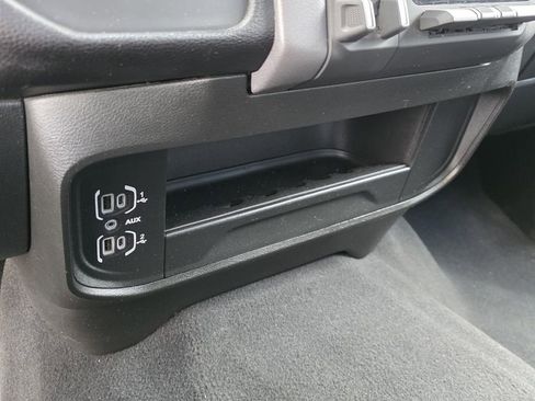 Used 2024 RAM 3500 Big Horn image 21