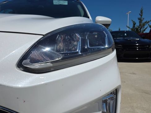 Used 2020 Ford Escape SEL FWD image 9