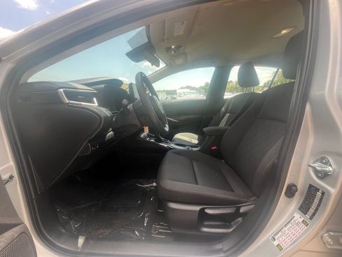 Used 2024 Toyota Corolla LE FWD image 23
