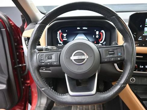 Used 2022 Nissan Rogue Platinum w/ Head-Up Display Package AWD/4WD image 24