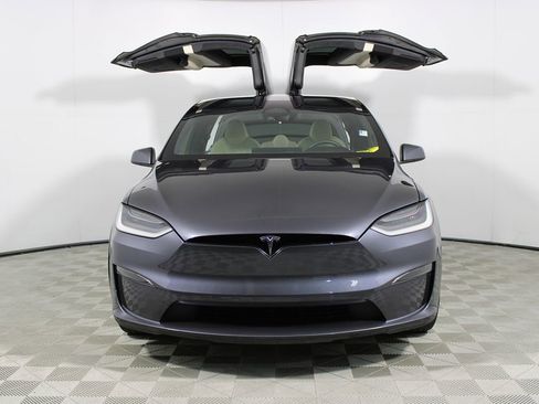 Used 2022 Tesla Model X AWD/4WD image 17