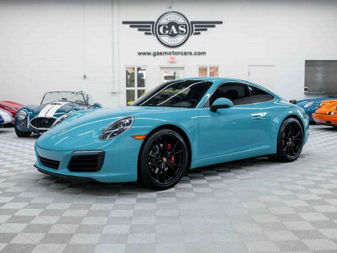 Used 2017 Porsche 911 Carrera image 4