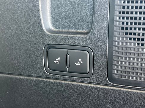 New 2026 Hyundai Ioniq 9 Limited image 19