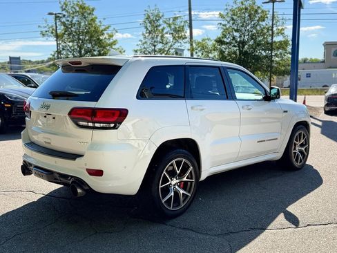 Used 2017 Jeep Grand Cherokee SRT AWD/4WD image 6