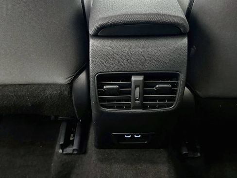 Used 2025 Toyota Corolla Cross LE w/ Moonroof Package AWD/4WD image 26