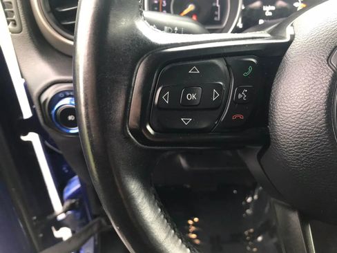 Used 2018 Jeep Wrangler Unlimited Sport S AWD/4WD image 14